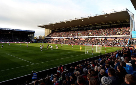 不同文化背 不同文化背